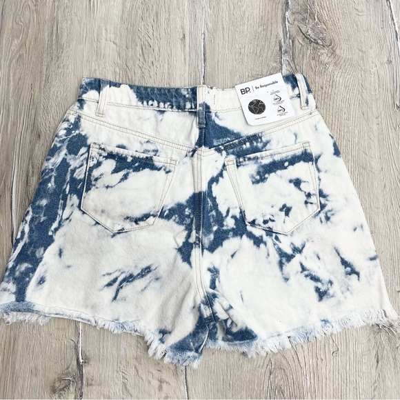 BP Cut-Off Shorts - Picture 5 of 7